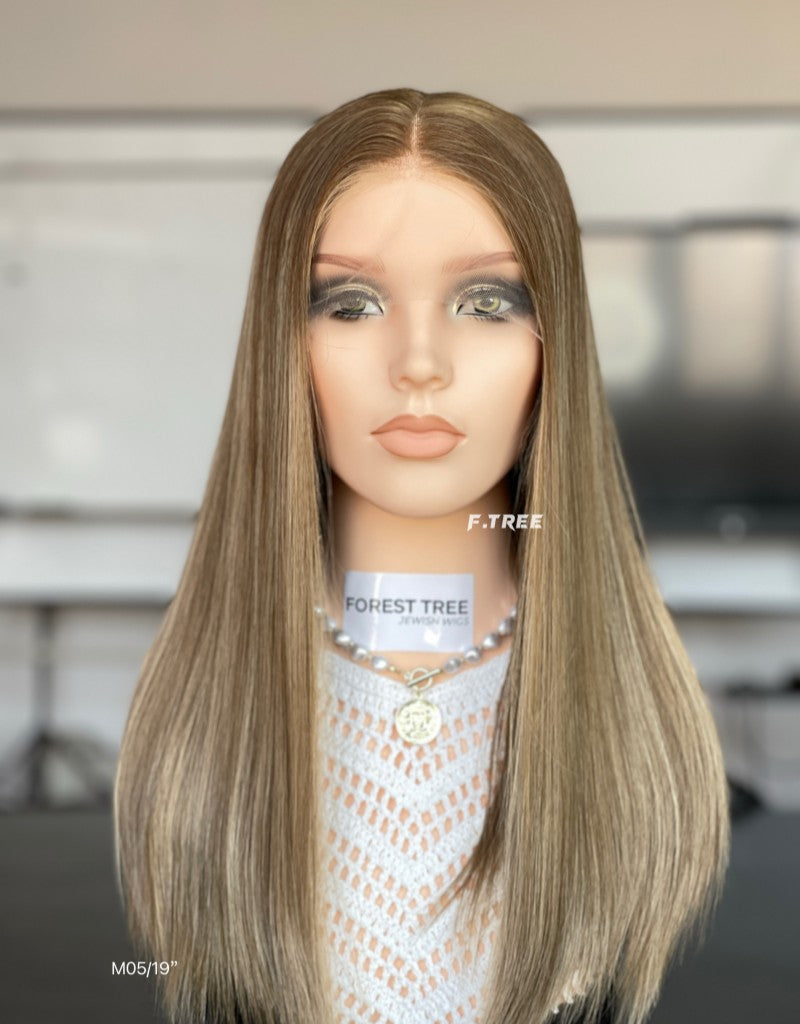 #8/10/16 Color 19inch Super Slight Layer HD Lace Top Wig