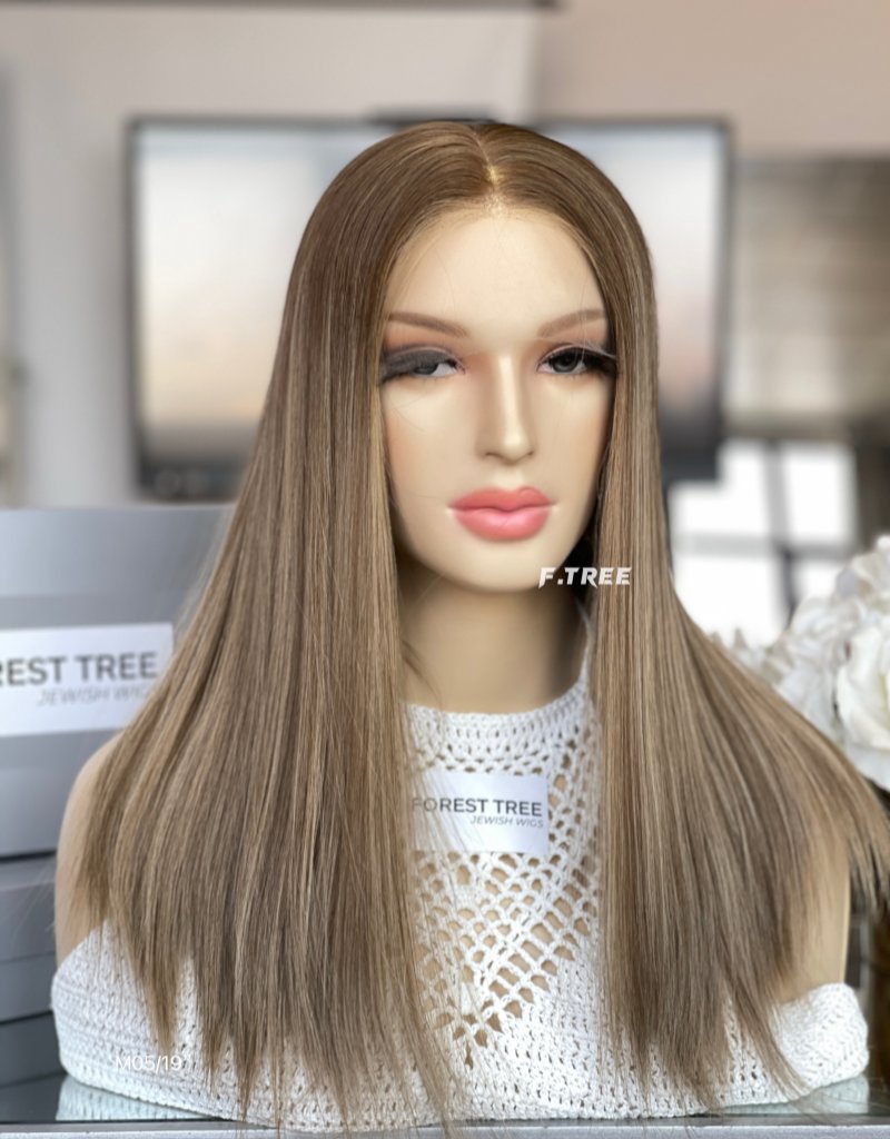 #8/10/16 Color 19inch Super Slight Layer HD Lace Top Wig