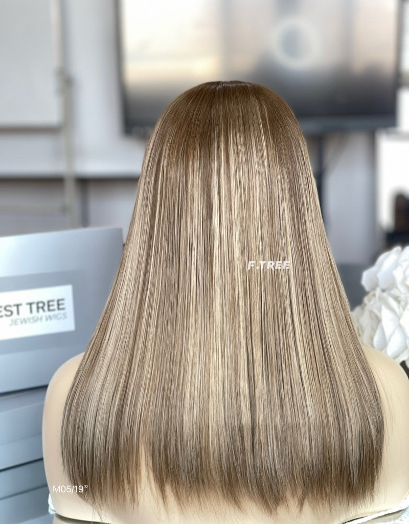 #8/10/16 Color 19inch Super Slight Layer HD Lace Top Wig
